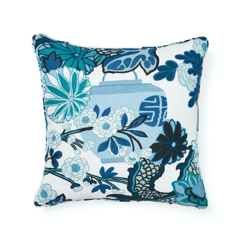 Chiang Mai Dragon I/O Pillow_CHINA BLUE