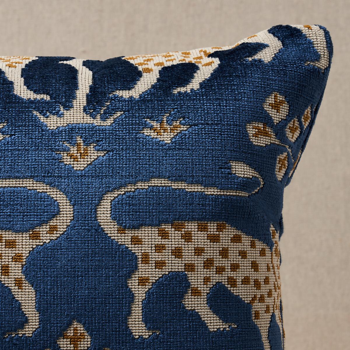 Woodland Leopard Velvet Pillow_SAPPHIRE