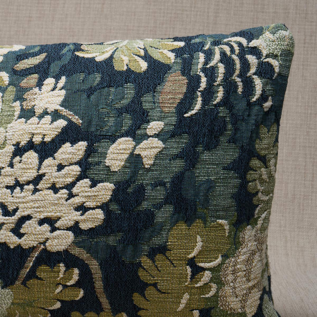 Verdure Tapestry Pillow_PEACOCK